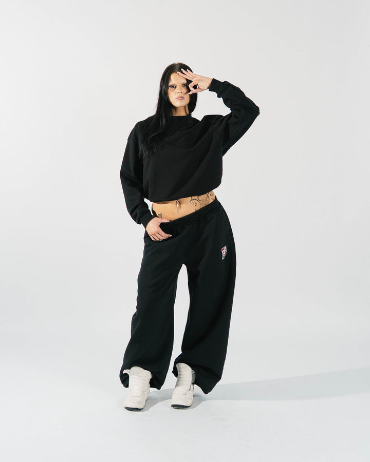CREWNECK